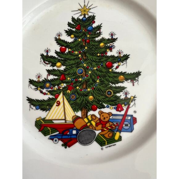 Cuthbertson American Christmas Tree dinner plate No chips or flaws - Picture 2 of 3